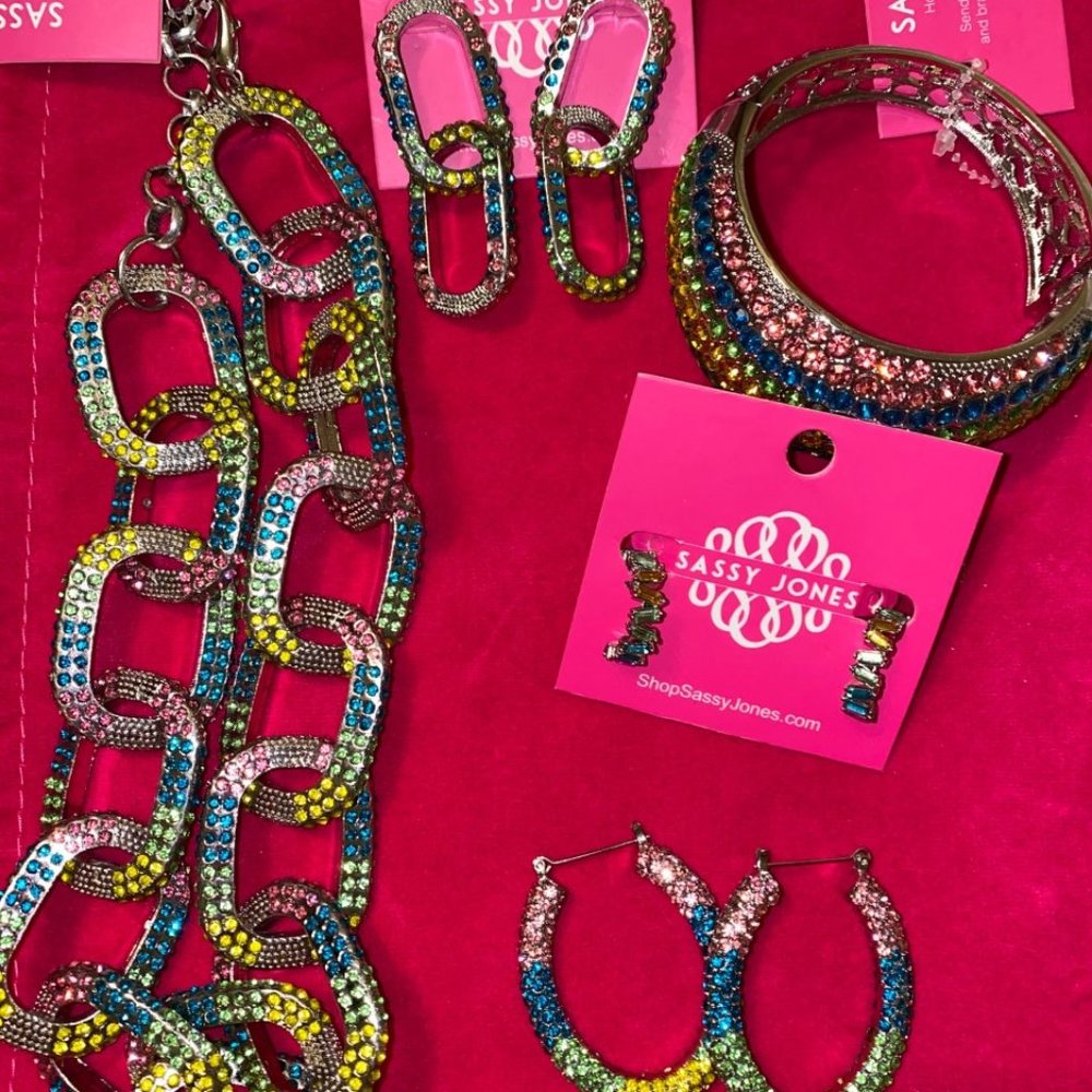 Sassy Jones Kerri Necklace, Bracelet, Earrings!